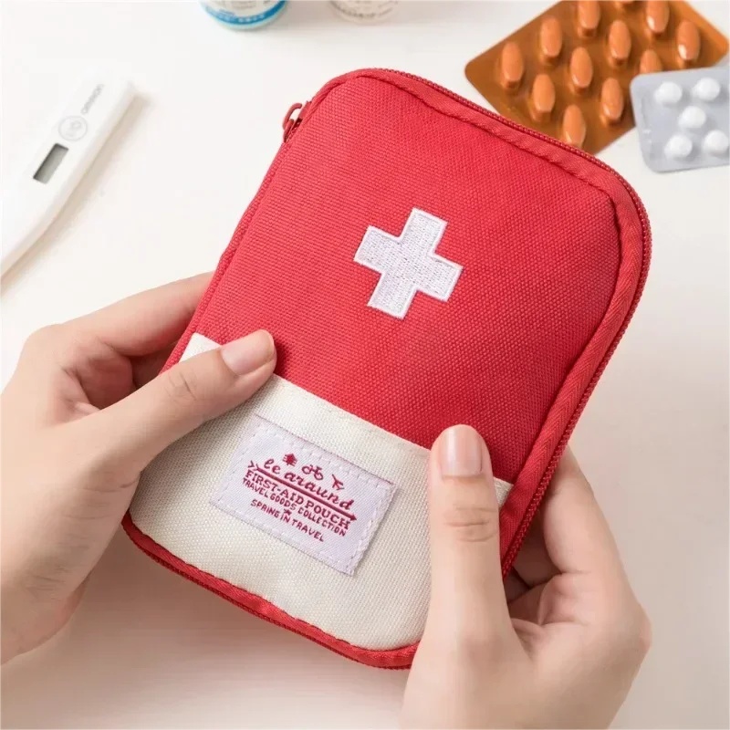 حقيبة إسعافات أولية محمولة للس - مراجعة Field Dressing Kit وسعره