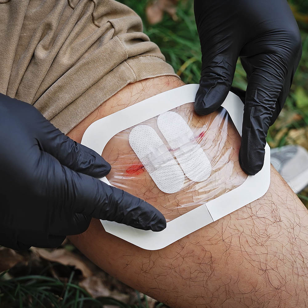مجموعة العناية بالقطع من RHINO - مراجعة Field Dressing Kit وسعره